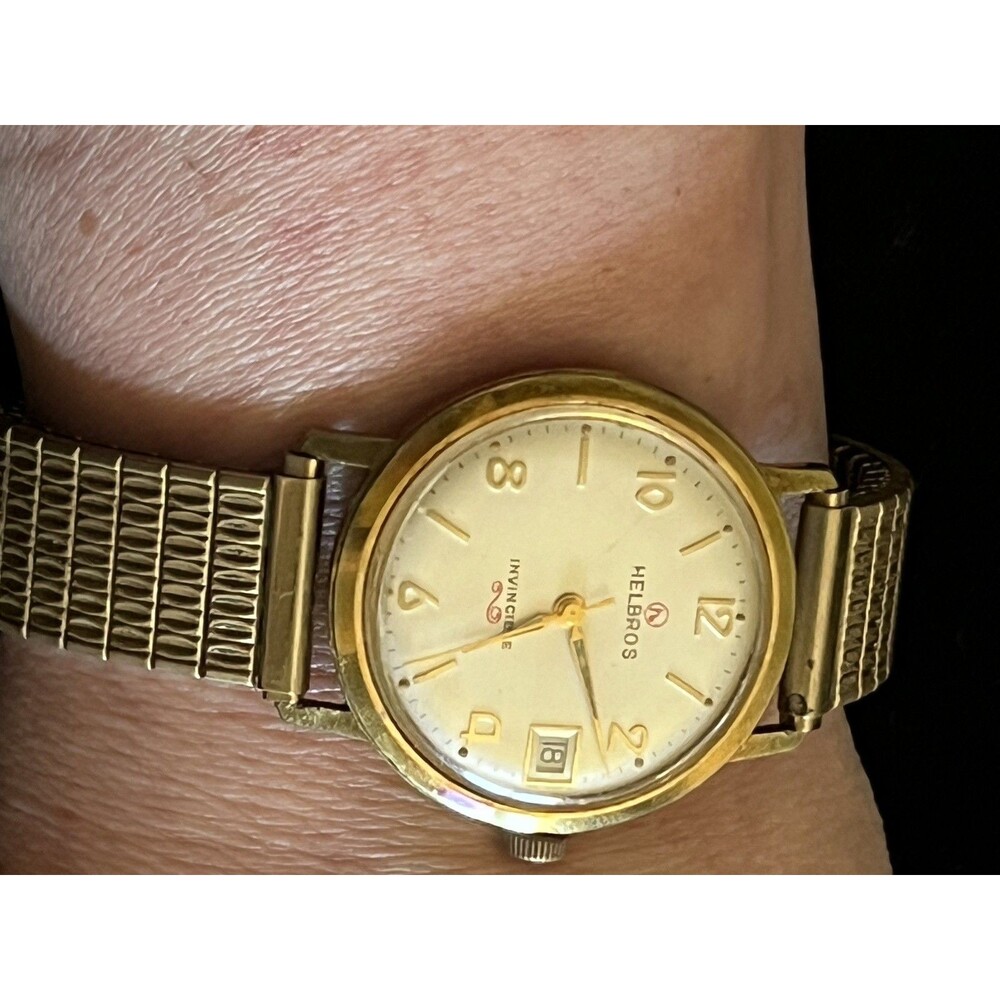 Helbros Size ONE SIZE Vintage Gold-Tone Watch with Date Window